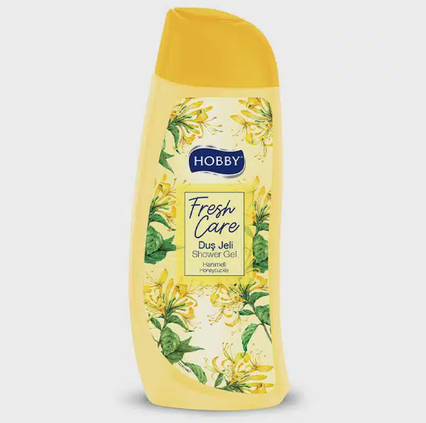 شامپو بدن هوبی Hobby مدل FreshCare با رایحه گل پیچ امین الدوله مناسب انواع پوست ها با حجم 500 میلی(واردات قانونی از م...