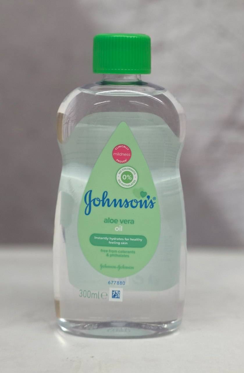 روغن بدن کودک johnسون مدل آلوئه ورا ، با حجم 300 میلی(واردات قانونی از منطقه آزاد ارس)