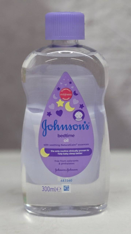 روغن بدن کودک johnسون مدل Bedtime 12 ، رایحه آرامشبخش NaturalCalm ، با حجم 300 میلی(واردات قانونی از منطقه آزاد ارس)