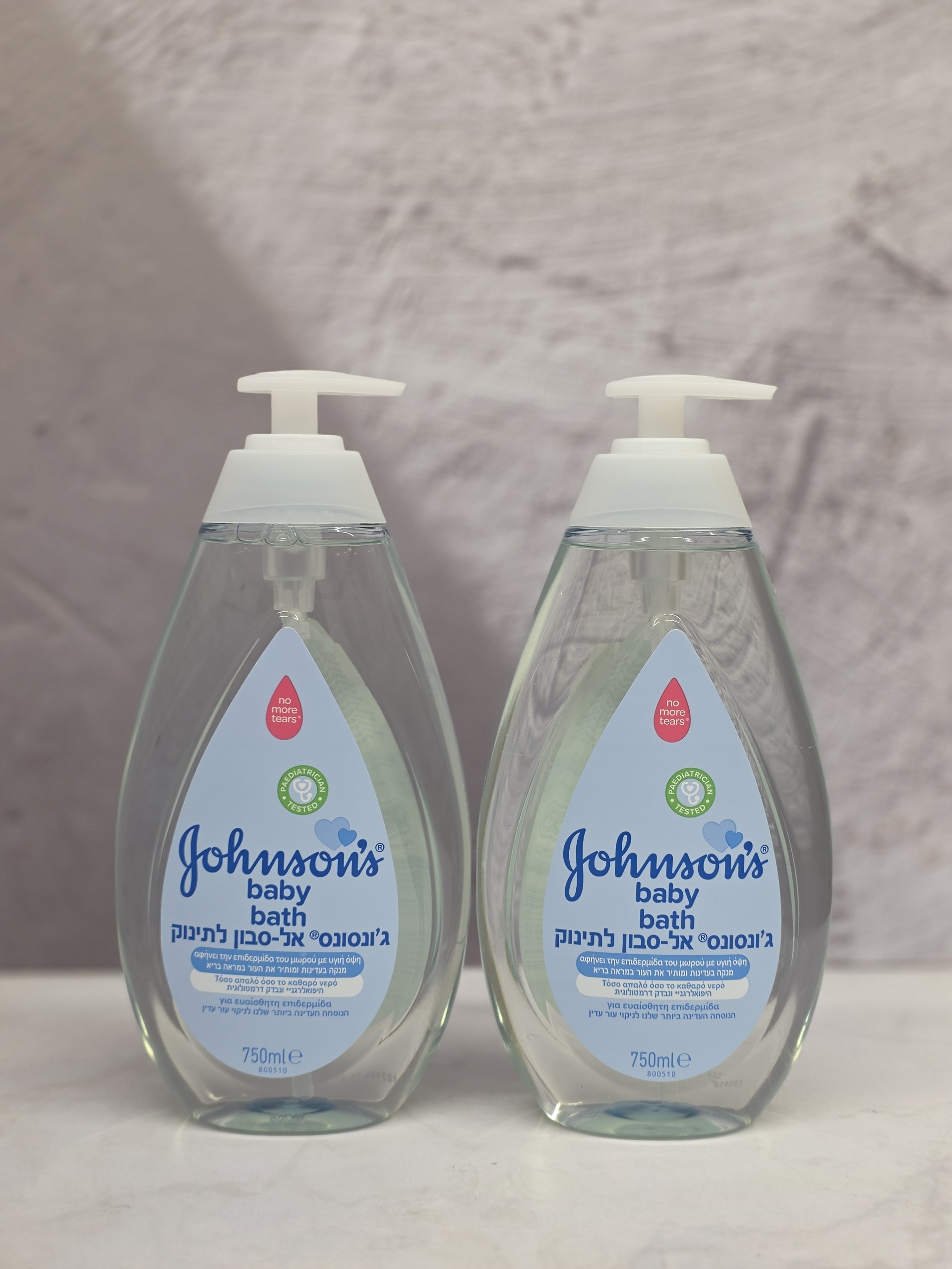 شامپو کودک johnسون ، مناسب برای پوست لطیف و حساس کودکان ، با حجم 750 میلی(واردات قانونی از منطقه آزاد ارس)
